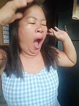 lickmepussy21 online show from 11, 7, 2026