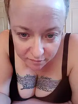 julimonroe online show from 9, 2, 2025