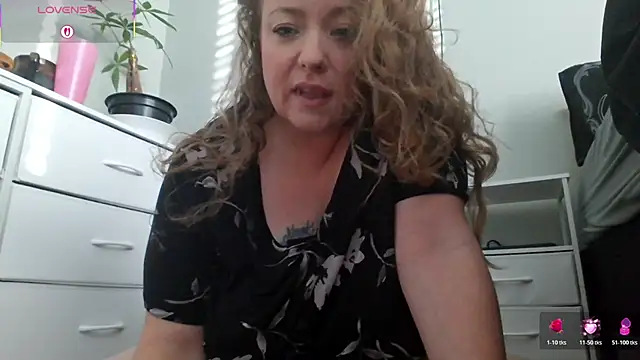 julimonroe online show from 17, 1, 2026