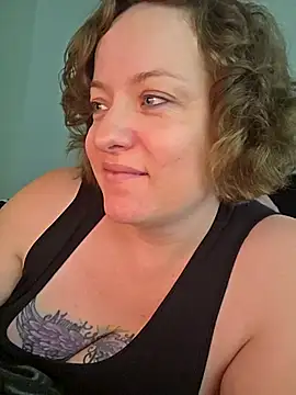 julimonroe online show from 29, 4, 2026