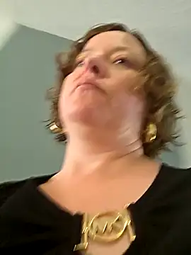 julimonroe online show from 8, 5, 2026