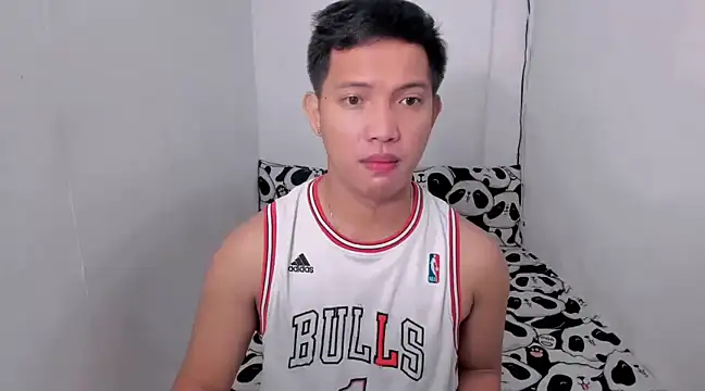 xSebastian19 online show from 5, 1, 2025