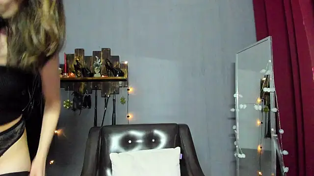 Mistress Pamela online show from 4, 1, 2025