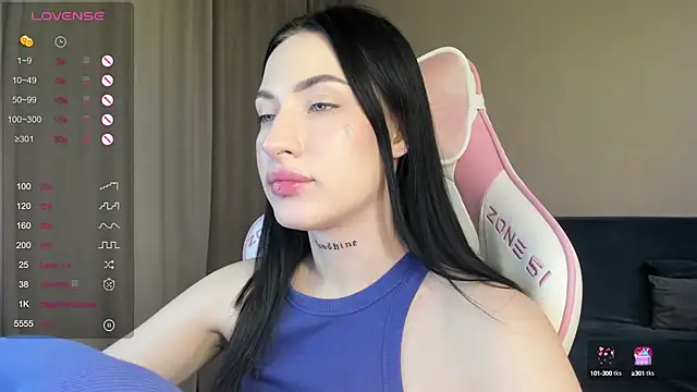 JenniferQueen11 online show from 14, 12, 2024