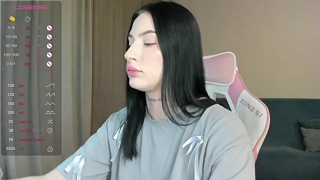 JenniferQueen11 online show from 20, 12, 2024