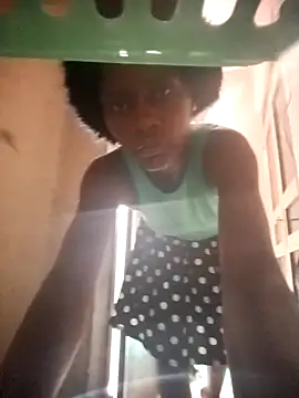 Petite li online show from 4, 12, 2025