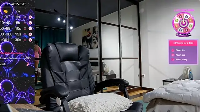 carlaxxx online show from 20, 3, 2026