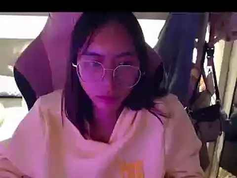 sexybigcockandtits online show from 12, 12, 2024