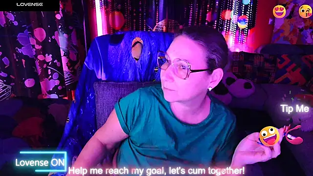 mature lisa naughty online show from 21, 1, 2025