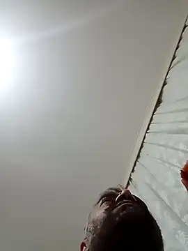 Snapshot of kevgir08 chatting on 23, 9, 2025 kevgir08 online show from 23, 9, 2025