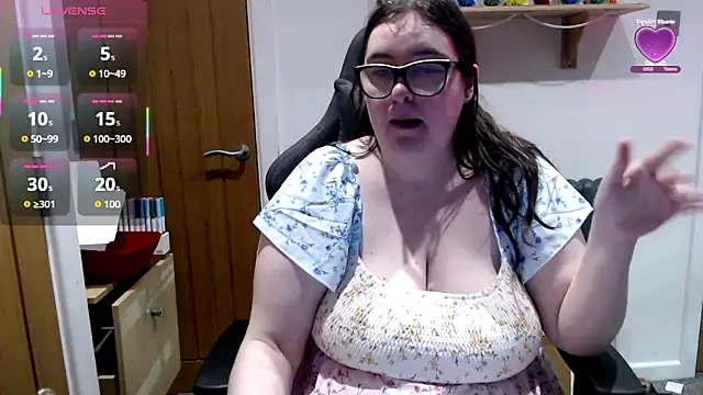 Rebecca Summer online show from 8, 4, 2026