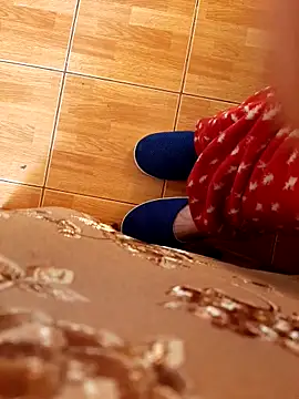 Snapshot of feet_toes chatting on 21, 10, 2025 feet toes online show from 21, 10, 2025