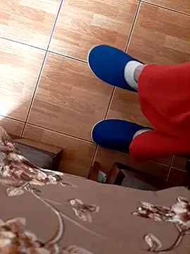 Snapshot of feet_toes chatting on 4, 11, 2025 feet toes online show from 4, 11, 2025