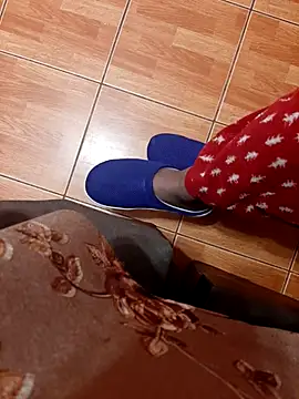 Snapshot of feet_toes chatting on 24, 11, 2025 feet toes online show from 24, 11, 2025