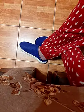 Snapshot of feet_toes chatting on 22, 12, 2025 feet toes online show from 22, 12, 2025