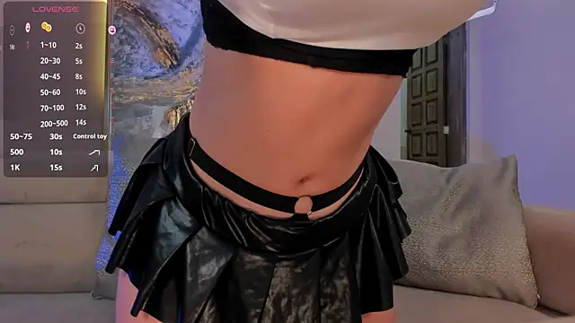 Snapshot of MadelineFox chatting on 9, 2, 2025 MadelineFox online show from 9, 2, 2025