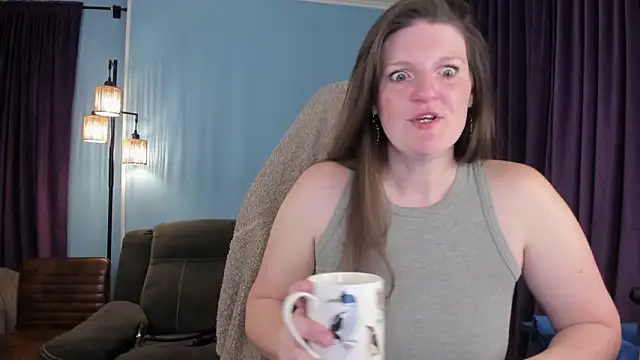 Snapshot of Kelly_Carolina chatting on 2, 2, 2026 Kelly Carolina online show from 2, 2, 2026