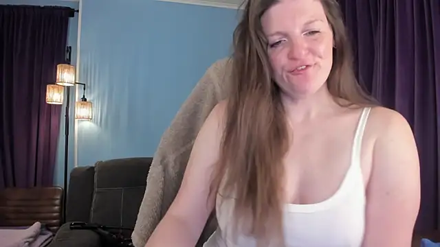 Snapshot of Kelly_Carolina chatting on 3, 2, 2026 Kelly Carolina online show from 3, 2, 2026