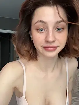 Camilla Railian online show from 2, 10, 2025