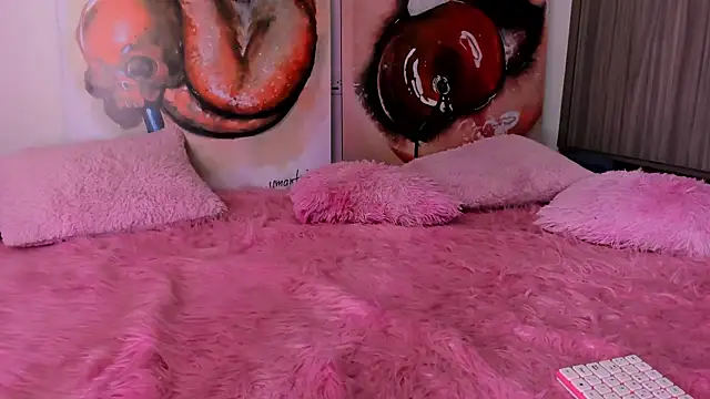 sofiaa snoww online show from 12, 12, 2024