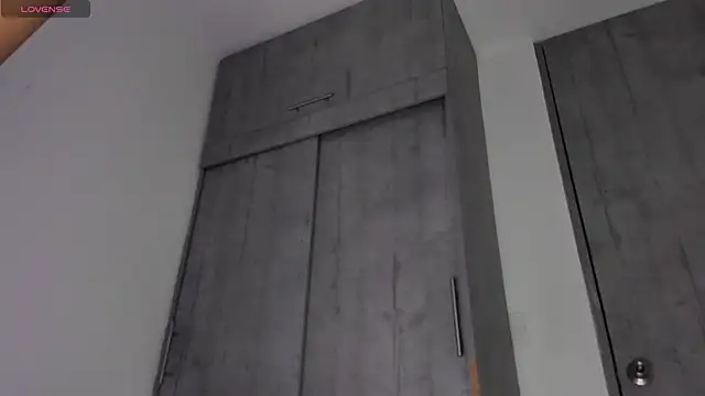 sofiaa snoww online show from 10, 3, 2026