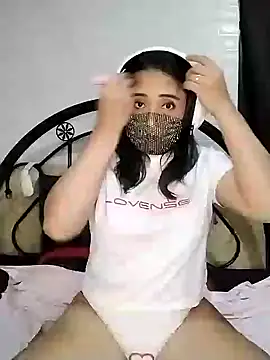  Shimmerlyn  online show from 22, 12, 2024