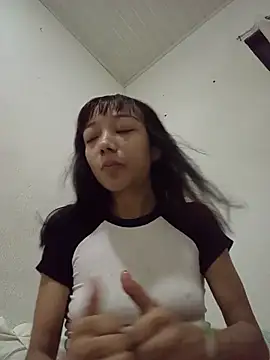 Snapshot of Karmakuro chatting on 25, 3, 2026 Karmakuro online show from 25, 3, 2026