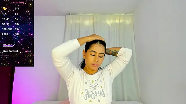 VioletaSotter online show from 15, 11, 2025