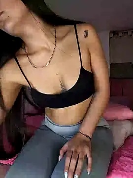 Snapshot of amycute_ chatting on 4, 12, 2024 amycute online show from 4, 12, 2024