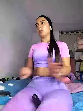 Snapshot of amycute_ chatting on 18, 1, 2025 amycute online show from 18, 1, 2025