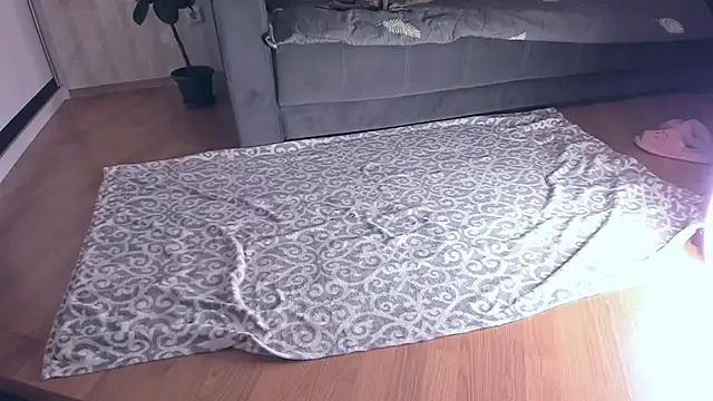 Jessica Rubatte online show from 5, 12, 2025