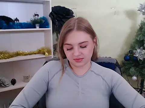 CrazyGloria online show from 17, 1, 2025