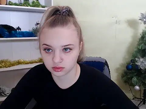 CrazyGloria online show from 25, 1, 2025