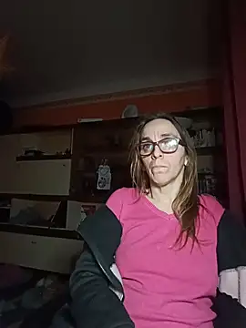 Snapshot of Dettybitch40 chatting on 5, 2, 2026 Dettybitch40 online show from 5, 2, 2026