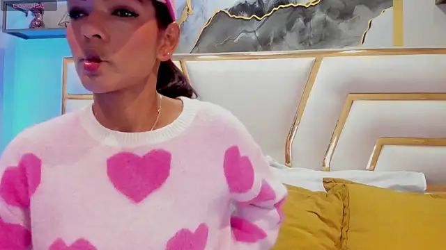 Snapshot of HannaPetit chatting on 29, 9, 2025 HannaPetit online show from 29, 9, 2025