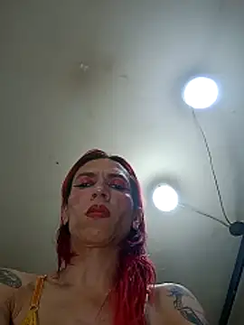 VanessaWolf online show from 12, 5, 2026