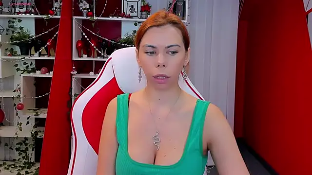 Snapshot of KateCloud chatting on 22, 12, 2024 KateCloud online show from 22, 12, 2024