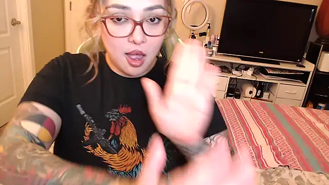 nativepumpkin95 online show from 1, 1, 2025