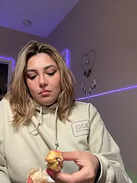 nativepumpkin95 online show from 9, 2, 2025