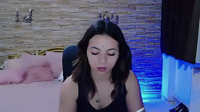 Snapshot of PlayfulElla chatting on 15, 12, 2024 PlayfulElla online show from 15, 12, 2024