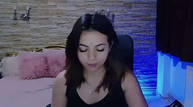 Snapshot of PlayfulElla chatting on 15, 12, 2024 PlayfulElla online show from 15, 12, 2024