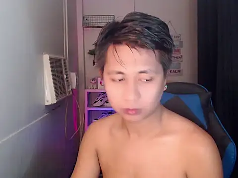 khael moreno online show from 26, 11, 2025