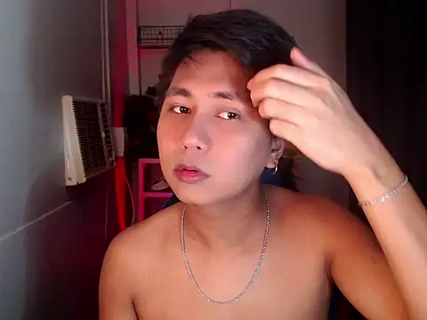 khael moreno online show from 4, 12, 2025