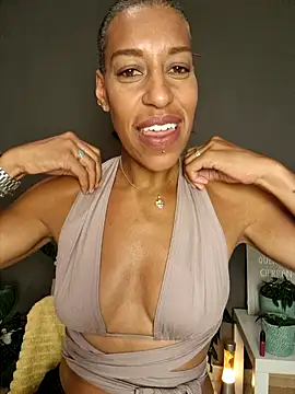 Snapshot of Goldenlace chatting on 26, 6, 2026 Goldenlace online show from 26, 6, 2026