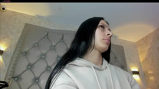 karlyn angels online show from 23, 12, 2024