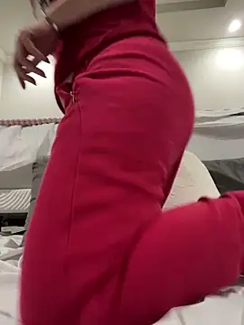 Snapshot of Vivian_MayXxX chatting on 23, 12, 2024 Vivian MayXxX online show from 23, 12, 2024