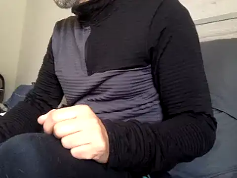 curioushetero online show from 14, 1, 2025