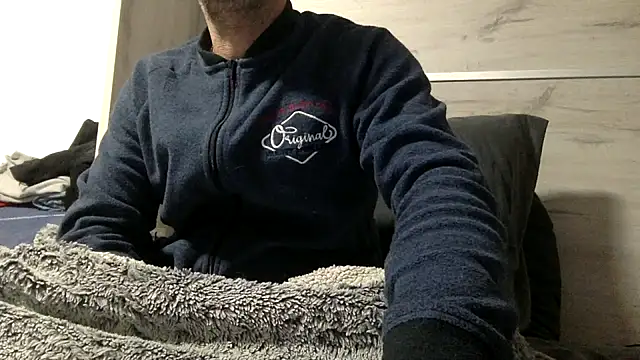 curioushetero online show from 10, 2, 2025