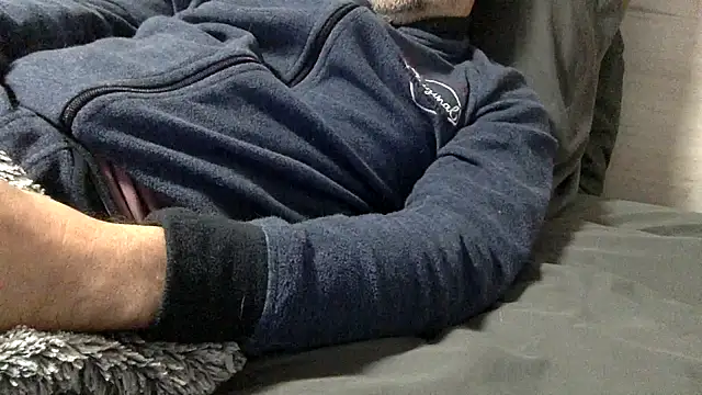curioushetero online show from 10, 2, 2025