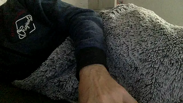 curioushetero online show from 10, 3, 2025